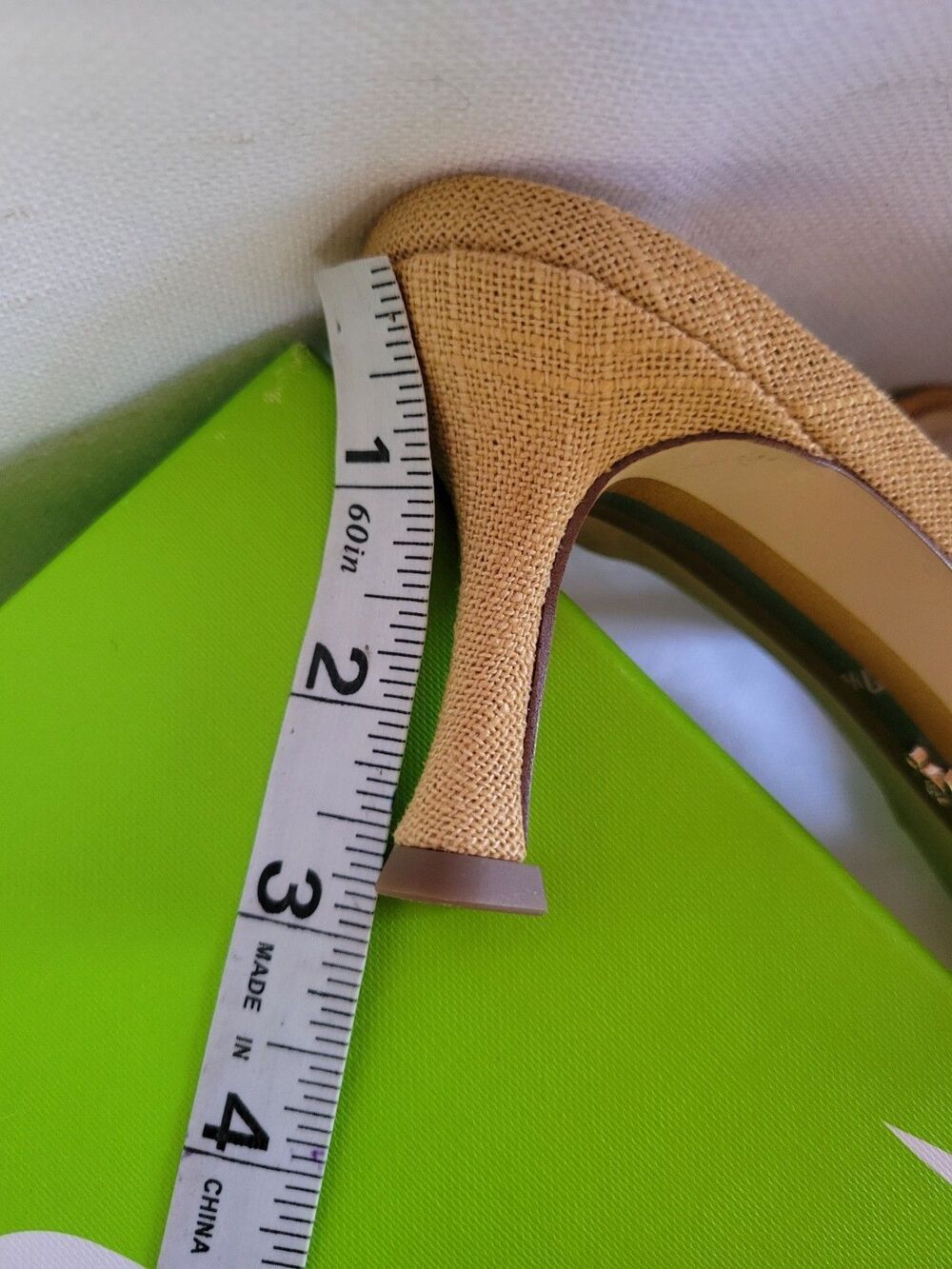 San Edelman Women's Pietra Dsrt Sun Linen Kitten-Heel sandals Size 7.5 Yellow - Picture 9 of 9